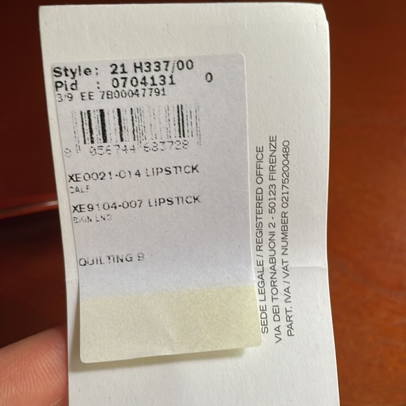 Ferragamo sun glasses - Picture 4 of 7